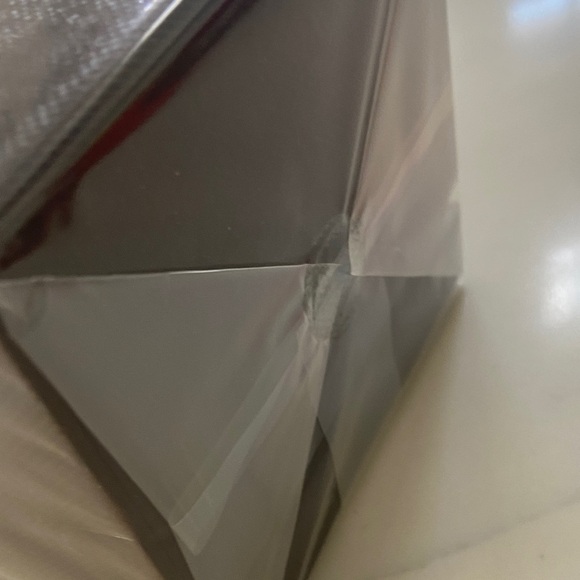 Tom Ford Tobacco Vanille Candle in Brown and Gold - Picture 6 of 13